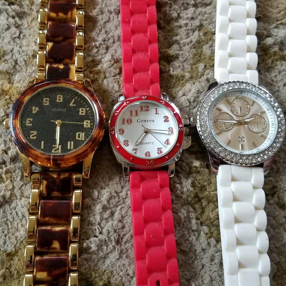 3 LADIES GENEVA WATCHES